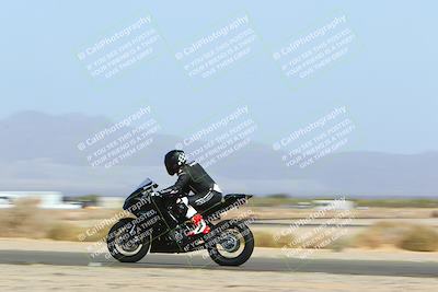 media/Apr-10-2022-SoCal Trackdays (Sun) [[f104b12566]]/Speed Shots Back Straight (930am)/